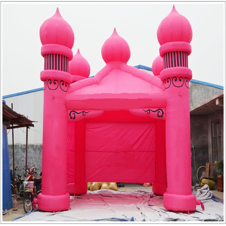 郊区粉色帐篷